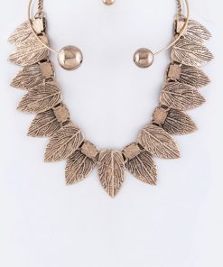 Metal Leafs Necklace